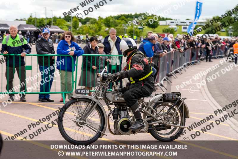 Vintage motorcycle club;eventdigitalimages;no limits trackdays;peter wileman photography;vintage motocycles;vmcc banbury run photographs
